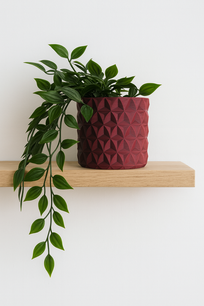 EdgeVase „Crimson Cube“ – Struktur trifft Statement