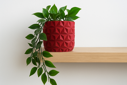 EdgeVase „Crimson Cube“ – Struktur trifft Statement